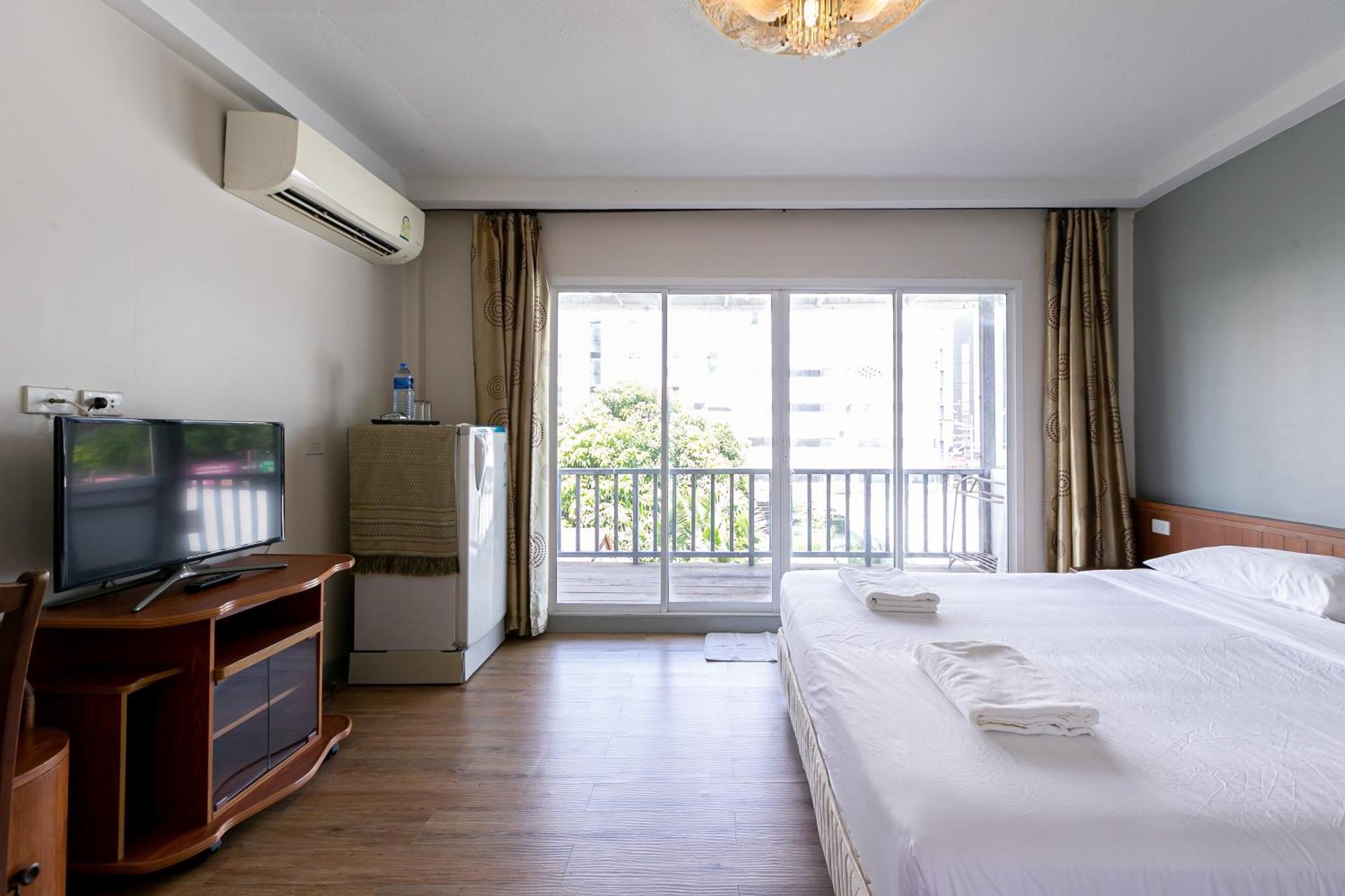 Wong Amat House Hotel Pattaja Kültér fotó